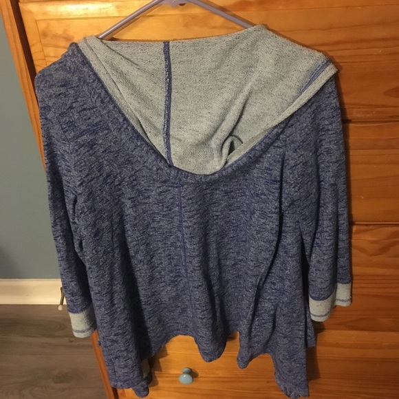 Cardigan - Picture 3 of 3